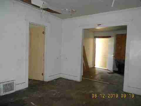 17126 Syracuse (10)_m.jpg